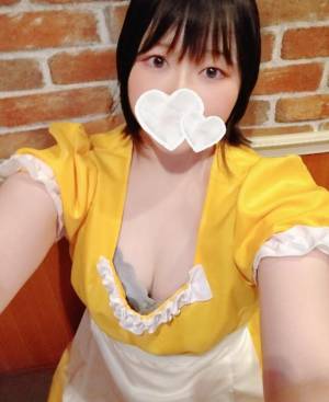 海野　あおい 27歳