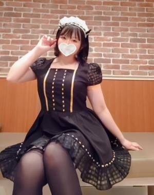 海野　あおい 27歳