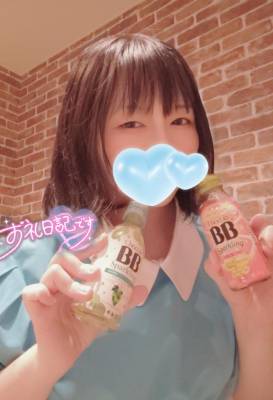海野　あおい 27歳