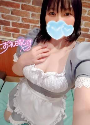 海野　あおい 27歳