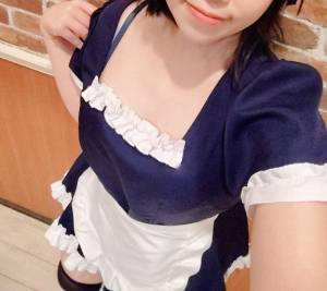 海野　あおい 27歳