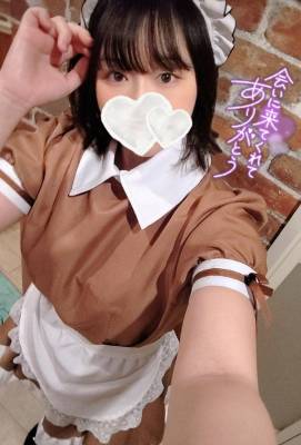 海野　あおい 27歳