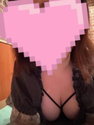 二宮　こはる 25歳