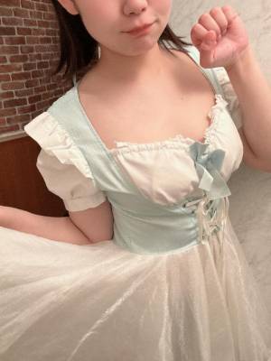 高城　ゆうり 25歳