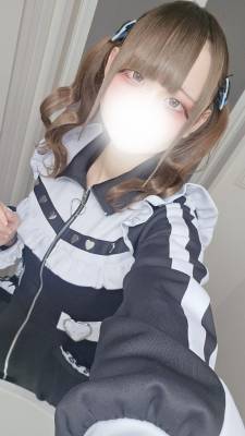 霧川 ひすい 20歳