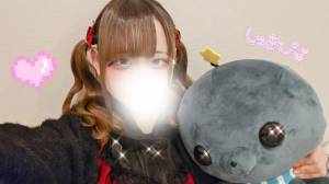 霧川　ひすい 20歳