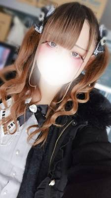 霧川　ひすい 20歳