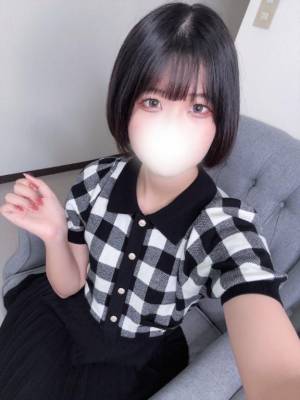 花園　かりん 24歳