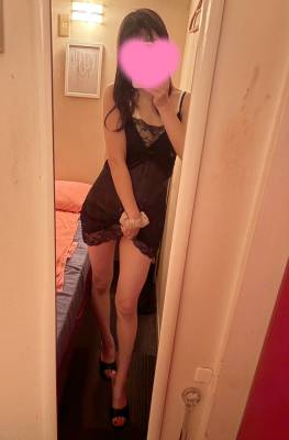 なな 18歳