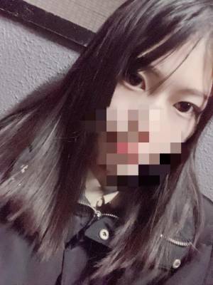 はな 20歳