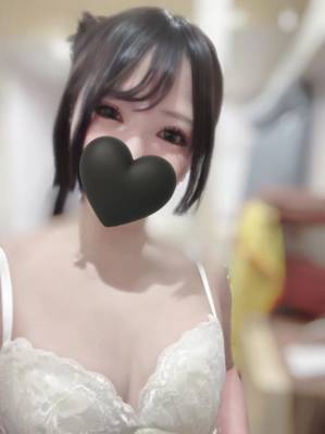 天使　ドキン 23歳