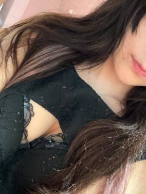 レナ 23歳