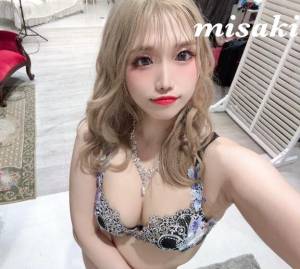 ミサキ 21歳