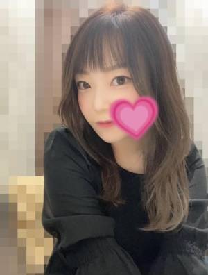 エマ 27歳