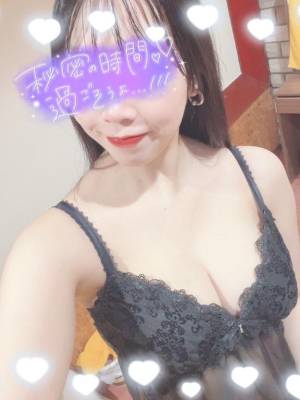 サユリ 22歳