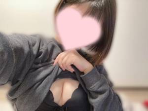 アリエル 22歳