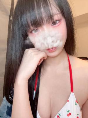 サナ 20歳