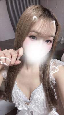 ユイ 21歳