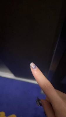 アノ 18歳