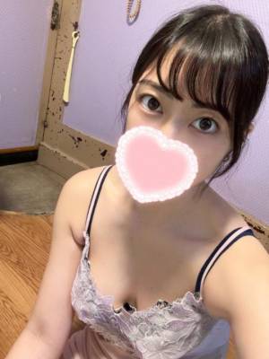 かすみ 23歳