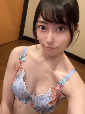 かすみ 23歳