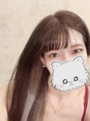 かりな 20歳