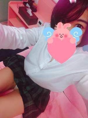 かえで 23歳