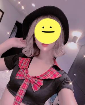 れい 23歳