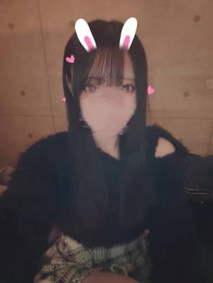るり 18歳