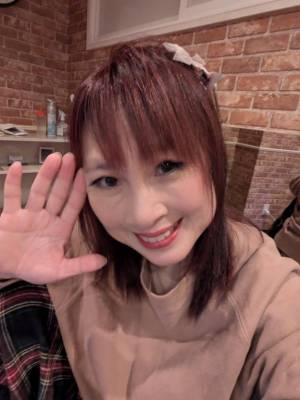 岡本　みや 48歳