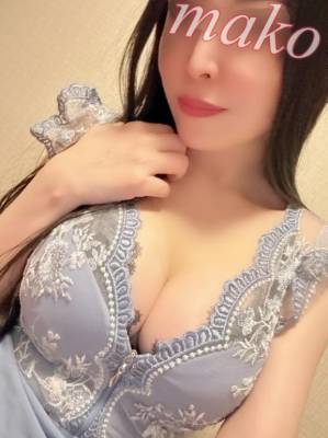 まこ 26歳