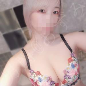 あずみ 24歳