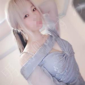 あずみ 24歳