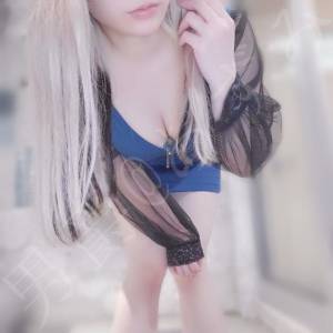 あずみ 24歳