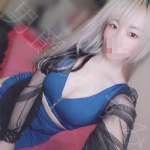 あずみ 24歳
