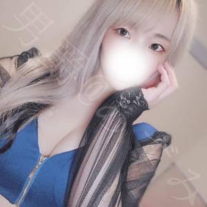 あずみ 24歳