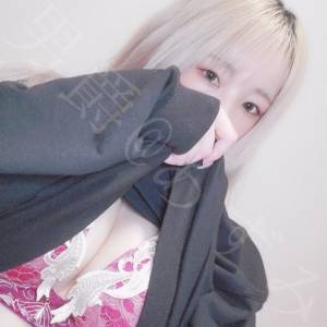 あずみ 24歳