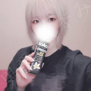 あずみ 24歳