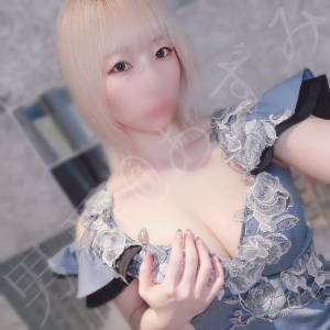 あずみ 24歳