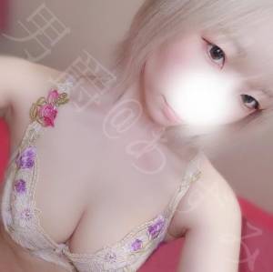 あずみ 24歳