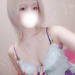 あずみ 24歳