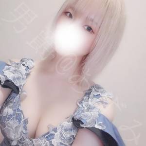 あずみ 24歳