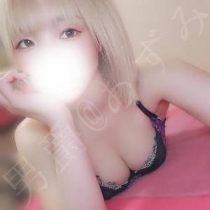 あずみ 24歳