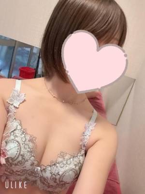 ななみ 23歳