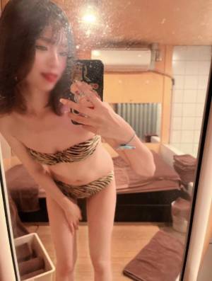 あや 23歳