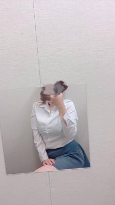 西原りょうか 27歳