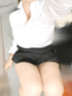 西原りょうか 27歳