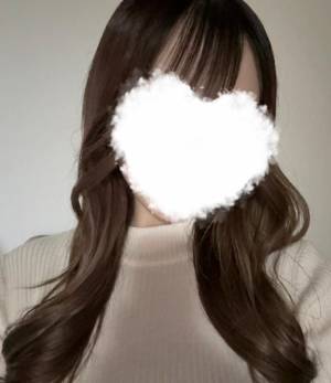 かりな 22歳