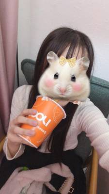 あき 18歳