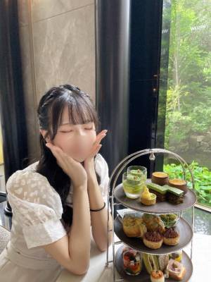 まい 20歳